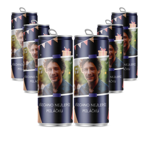 Energy drink v plechovce k narozeninám